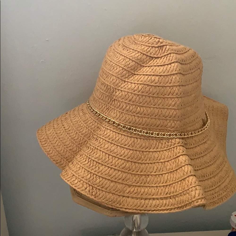 3 for $25 ❤️ Straw beach hat